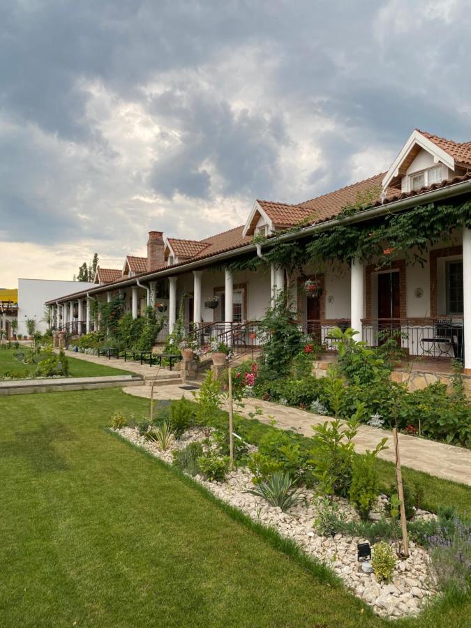 Hotel Country Club La Mesteceni Sebeş Zewnętrze zdjęcie